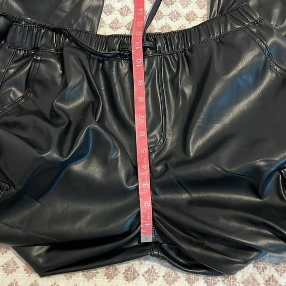 NWT Almost Famous Black Faux Leather Cargo Jogger Pants Size Large - Picture 11 of 12